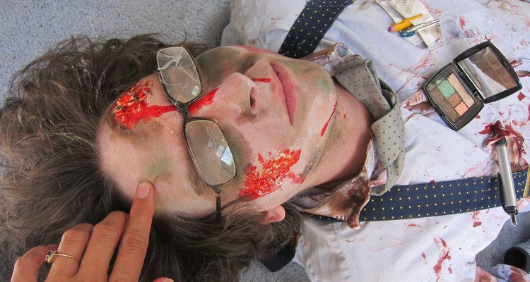 Muerto y magullado.