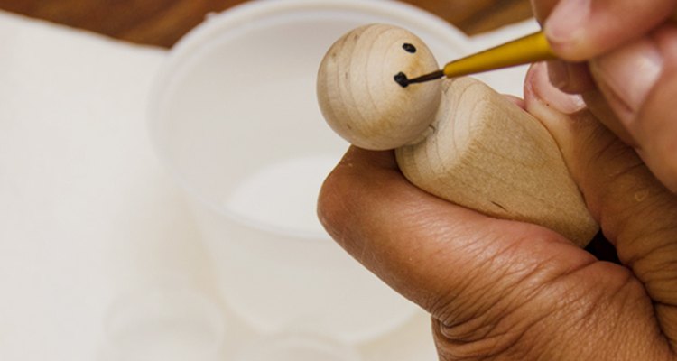 Pintando el rostro.