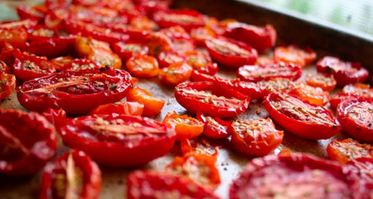 Preserva la esencia del sabor de los tomates en un frío invierno.