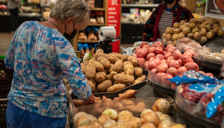 Con las tarjetas EBT puedes comprar verduras.