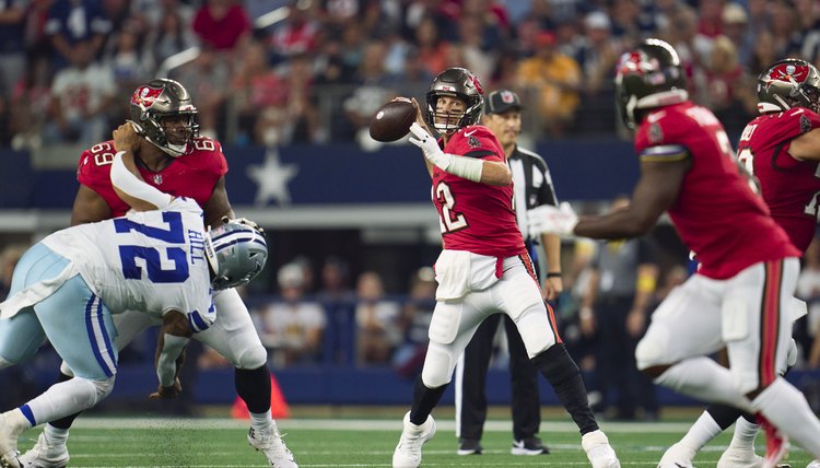 Tampa Bay Buccaneers v Dallas Cowboys