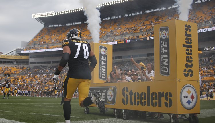 Tennessee Titans v Pittsburgh Steelers