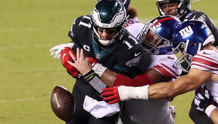 New York Giants v Philadelphia Eagles