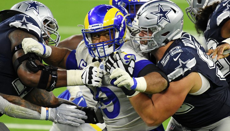 Dallas Cowboys v Los Angeles Rams