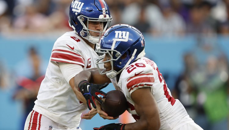 New York Giants v Tennessee Titans