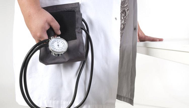 Aspiring nurses can learn how to measure blood pressure through evening classes.