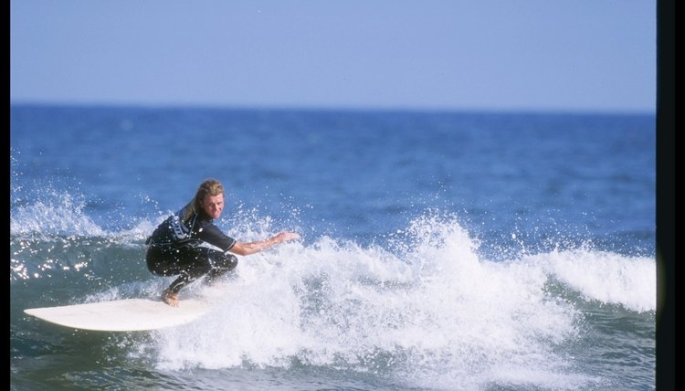 How to Properly Ride a Longboard for Surfing