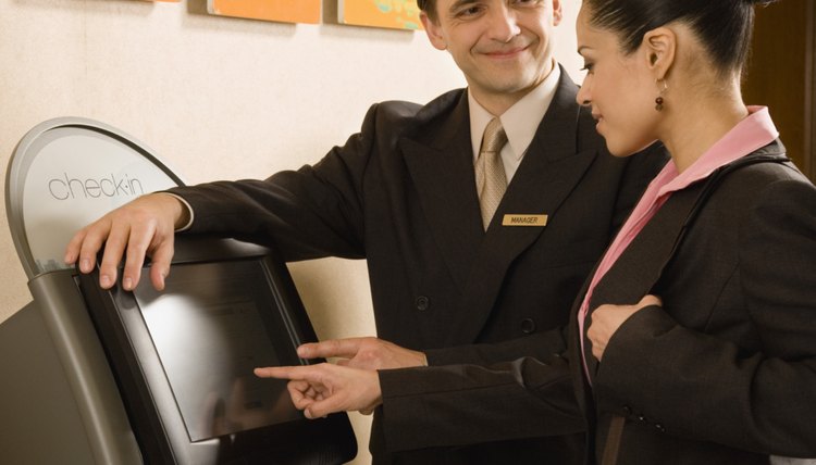 What is the Job Description of a Hotel Manager? | Career Trend