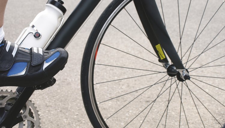 How Do Clipless Bicycle Pedals Work?
