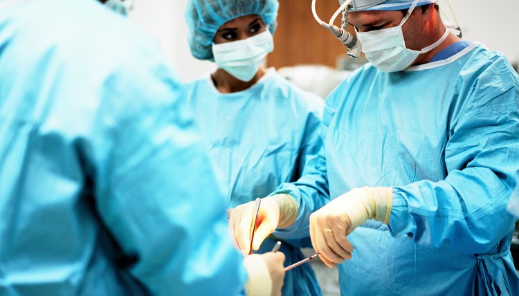 what-type-of-degrees-do-you-need-to-be-a-general-surgeon-career-trend