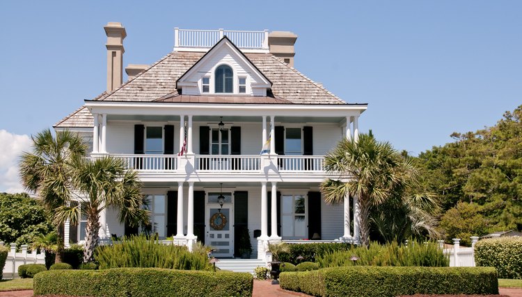 Those with old money tend to invest in historic properties.