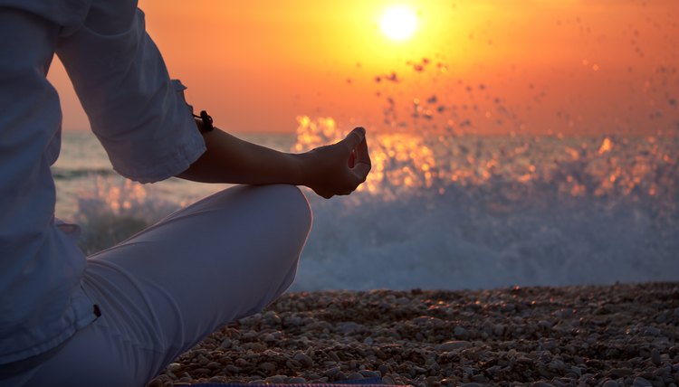 Chakra Exercises for the Solar Plexus | SportsRec