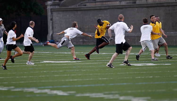 How Should Zone Defense Be Played in 7-on-7 Flag Football?
