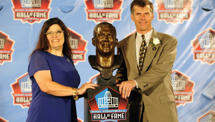 2011 Pro Football Hall of Fame Enshrinement Ceremony