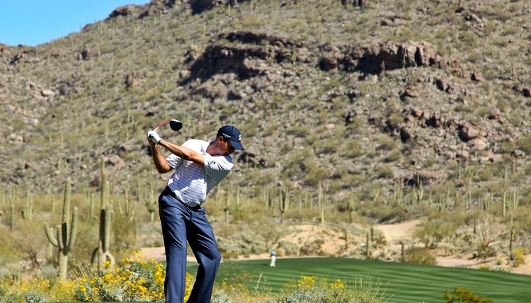 PGA Tour pro Matt Kuchar rotates his upper body perpendicularly relative to the spine in his one-plane swing.