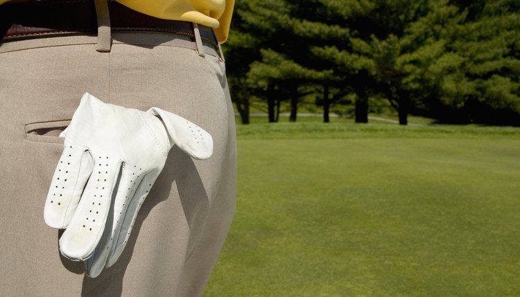 Regular maintenance of your golf glove keeps it fresh and clean.