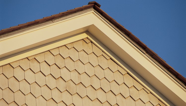 The roof truss holds the rafters.
