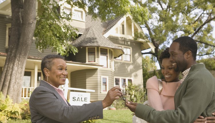 inspecting buildings a general manager inspects properties - Real Estate Property Manager Job Description inspecting buildings a general manager inspects properties - Real Estate Property Manager Job Description