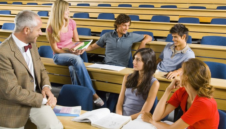 Despite a total enrollment of over 92,000, Liberty maintains a 19:1 student to teacher ratio.