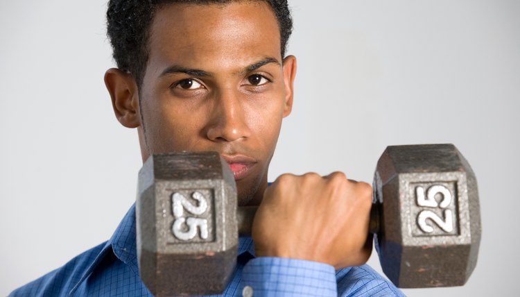 A proper dumbbell curl should emphasize form, rather than lifting the most weight.