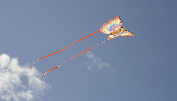 Kites were invented during the Zhou dynasty.