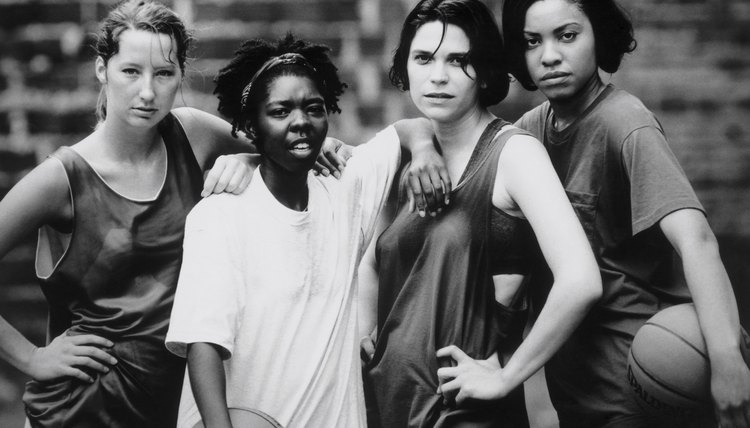 Portrait of women's basketball team