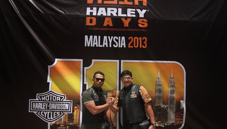 Harley Davidson Enthusiasts Meet In Kuala Lumpur For Annual Parade