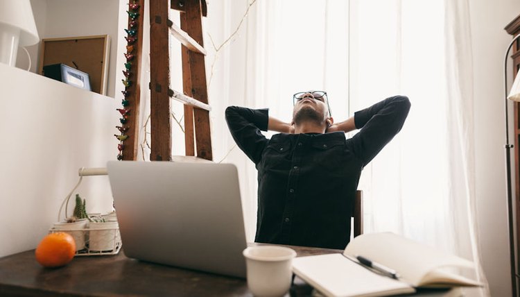 An Easy 10-Minute Workplace Workout