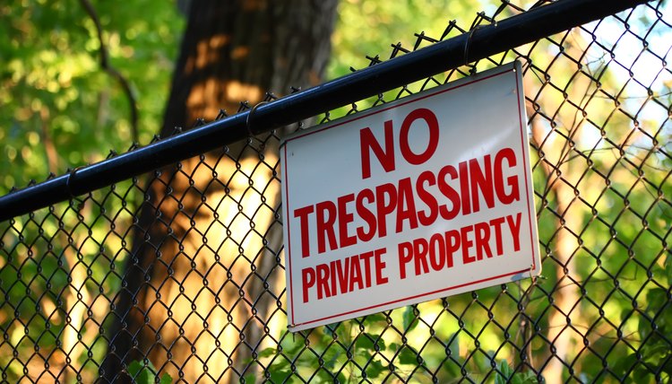 Laws About No Trespassing Signs in Pennsylvania | Legalbeagle.com