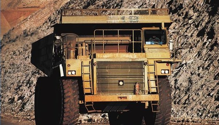 how-to-become-a-mine-truck-driver-career-trend