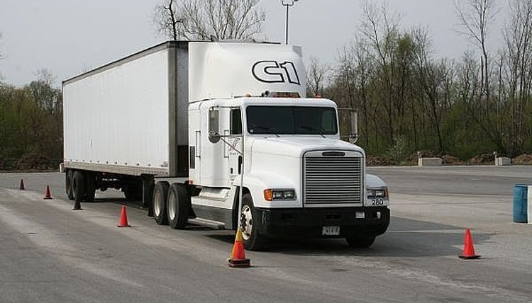 how-to-find-paid-cdl-training-career-trend