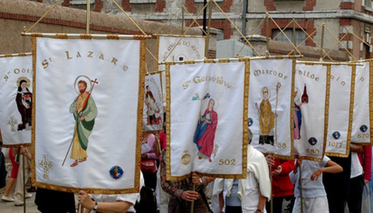 Eucharistic ministers join the procession into the chapel.