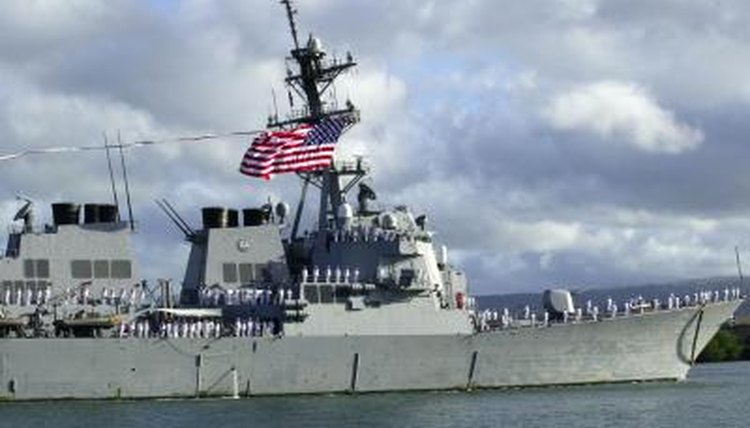 USS Paul Hamilton entering Pearl Harbor