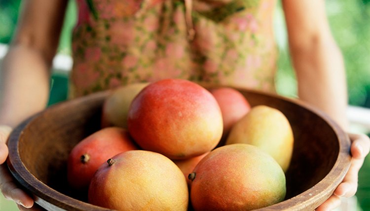 14 Surprising Facts About Mangos