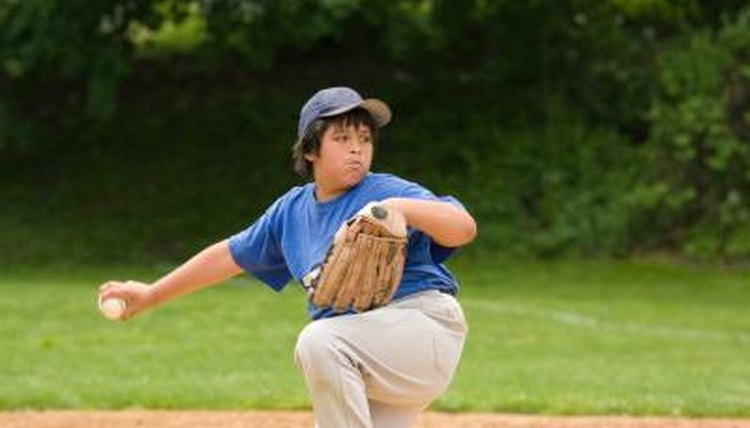 What Muscles Are Used in Throwing a Baseball?