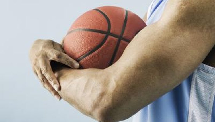 How Does Muscular Strength Help a Basketball Player?