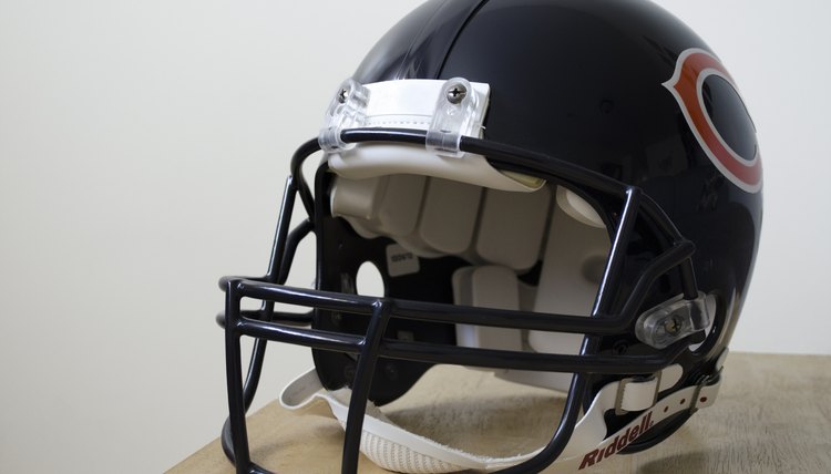 how to put on a football visor