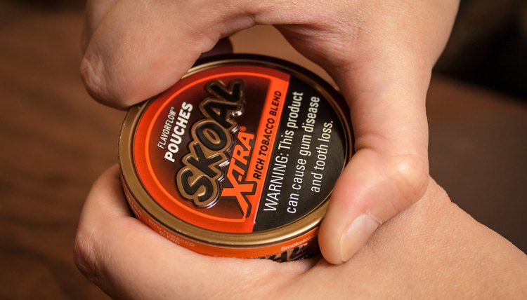 How to Use Skoal Pouches Synonym