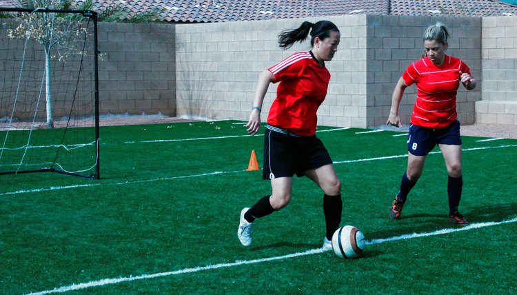 how-to-have-fast-feet-for-soccer-sportsrec