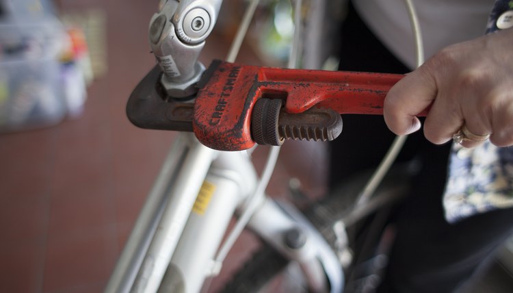 road bike handlebar adjustment