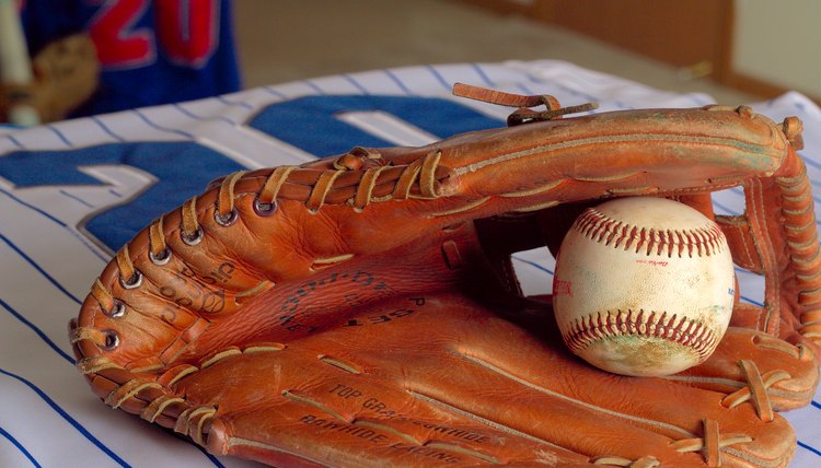 How to Adjust the Laces on a Baseball Glove