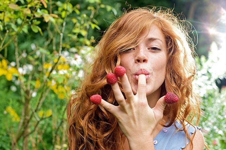 Come frutas y verduras.