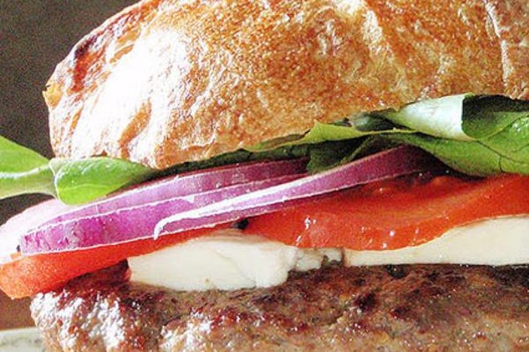 Prueba esta hamburguesa única.