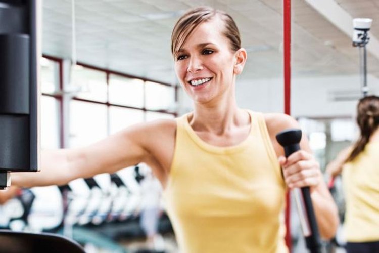LIVESTRONG.com; los usuarios de MyPlate reportan que usan más la máquina elíptica que cualquier otra máquina para hacer ejercicios.