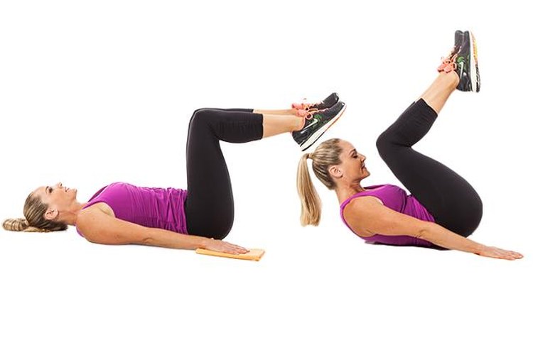7. Flexión de doble abdominal (Double Crunch Curl)