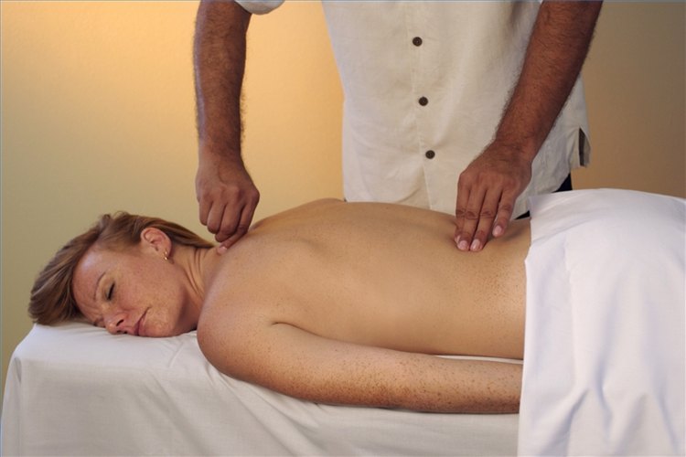 Tratamiento de resfríos y gripe con acupresión.