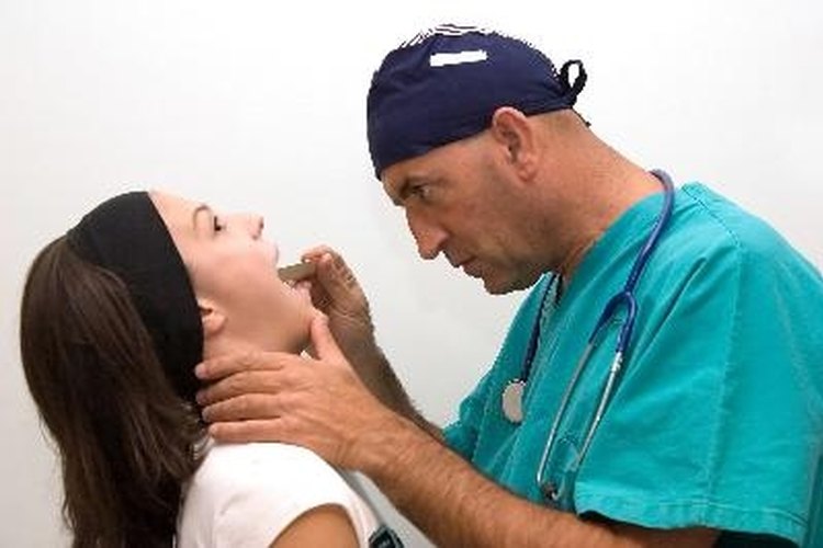 Se pueden inflamar cuando te sobreviene un resfriado, una infección o una irritación de garganta.