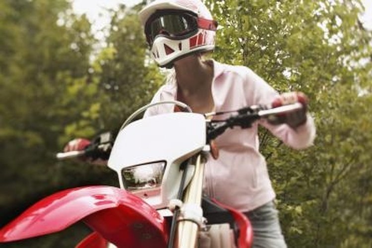 Jupiterimages/Brand X Pictures/Getty Images The XL500R could cross over from dirt bike to street bike.