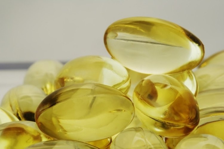 Avoid purchasing expensive Vitamin C face creams, when you can prepare it at home.