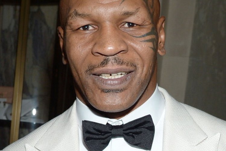 En 1986, Mike Tyson se convirtió en el campeón de peso pesado más joven de la historia.